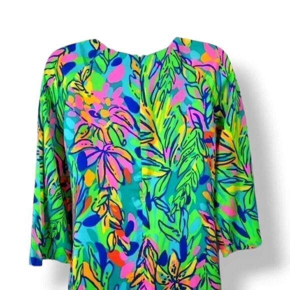 Lilly Pulitzer Carol Shift Dress in Multi Hot Spot Island 50+ UPF Satin Size 00 - Picture 5 of 10